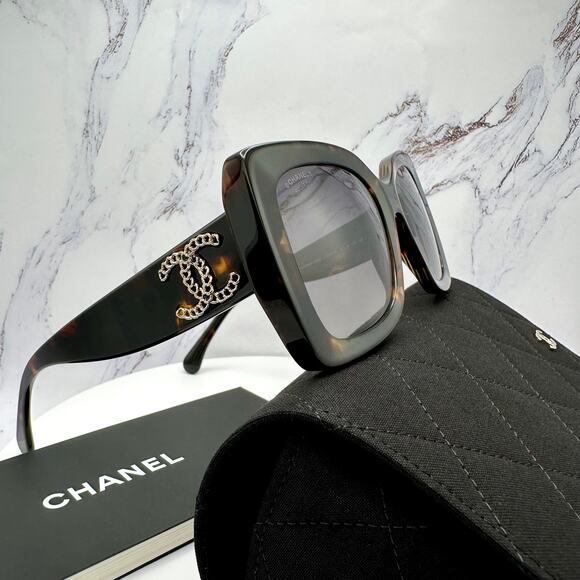 New CHANEL Sunglasses